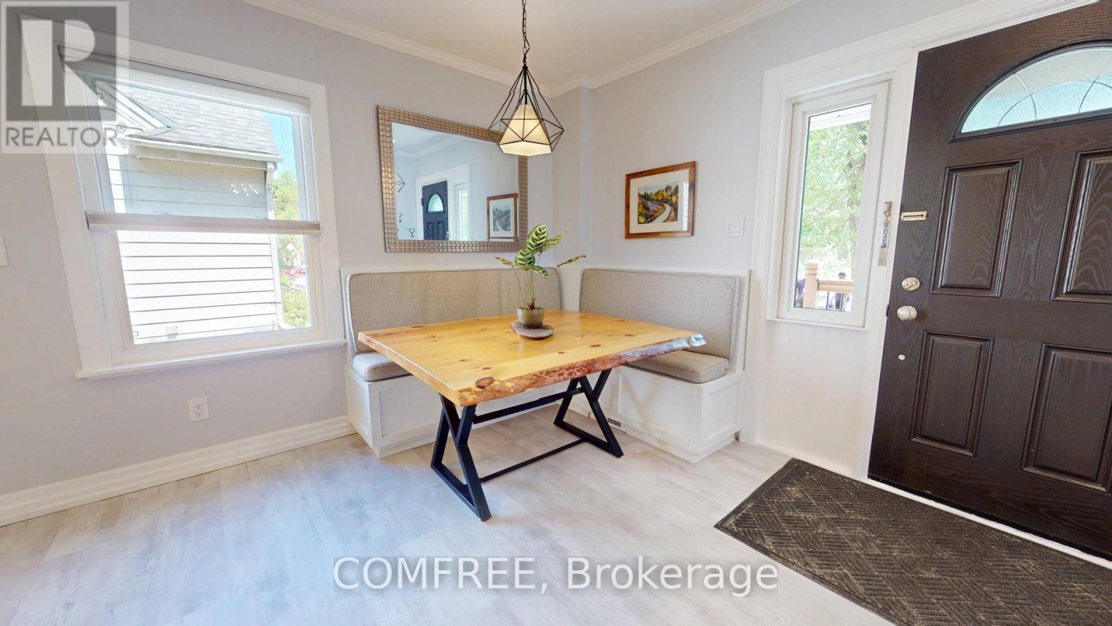 1622 Drake Avenue, Ottawa, Ontario  K1G 0L8 - Photo 5 - X12179173
