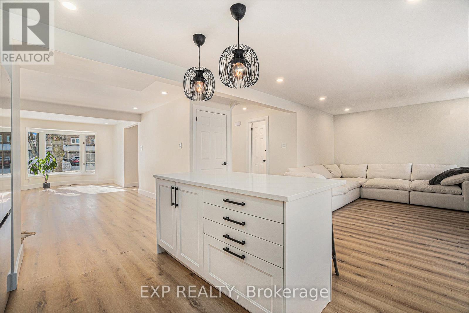 16 Weybridge Drive, Ottawa, Ontario  K2J 2X2 - Photo 14 - X12179188