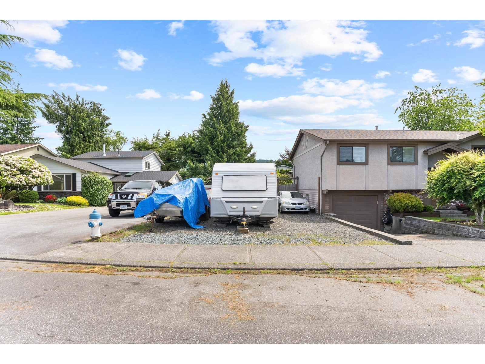 Property at 3504 MIERAU COURT image 3