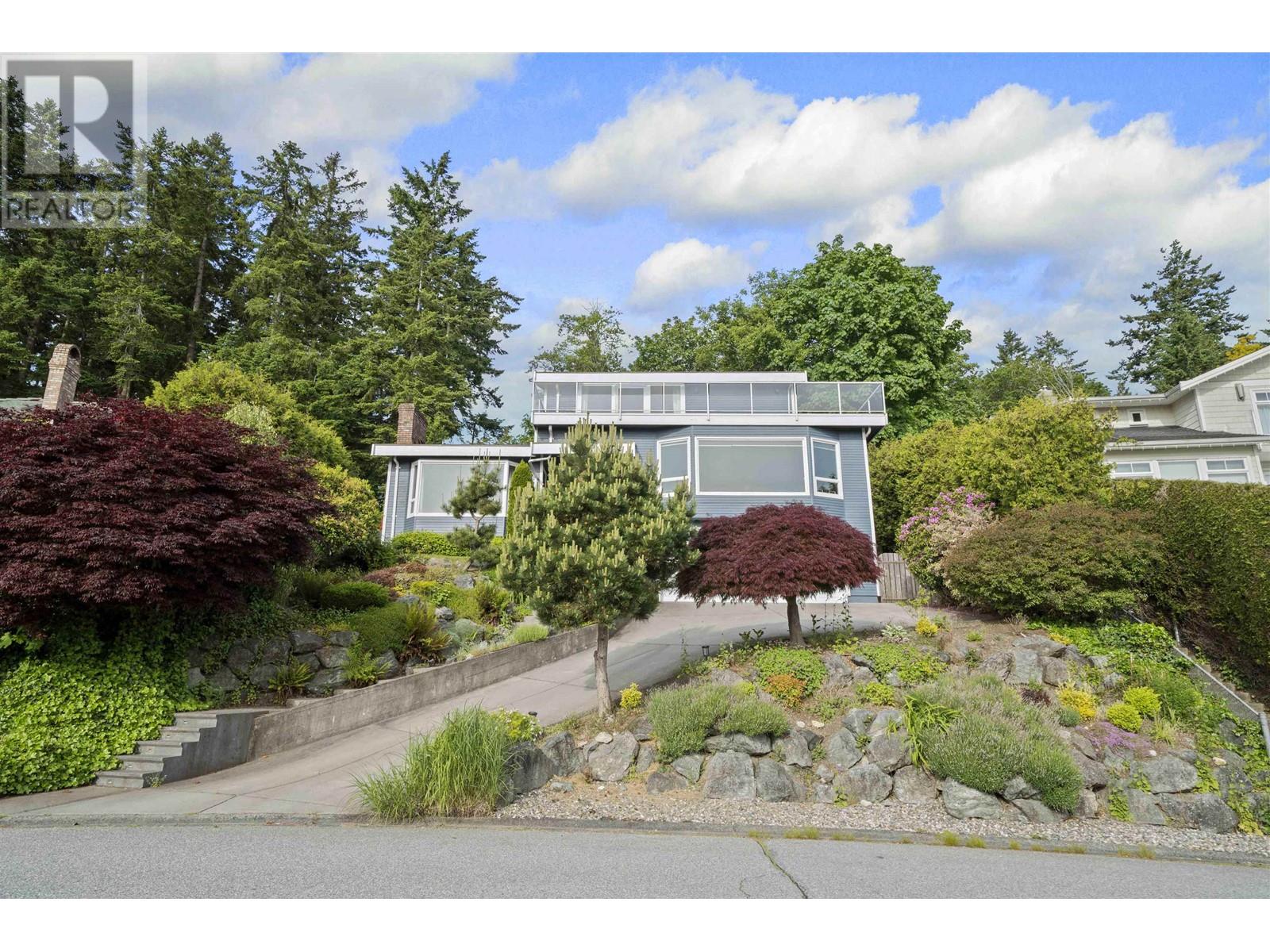 163 Woodland Drive, Tsawwassen, British Columbia  V4L 2H7 - Photo 1 - R3008012