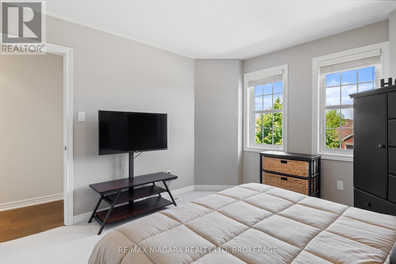 8809 Kudlac Street, Niagara Falls, Ontario  L2H 0C5 - Photo 26 - X12179155