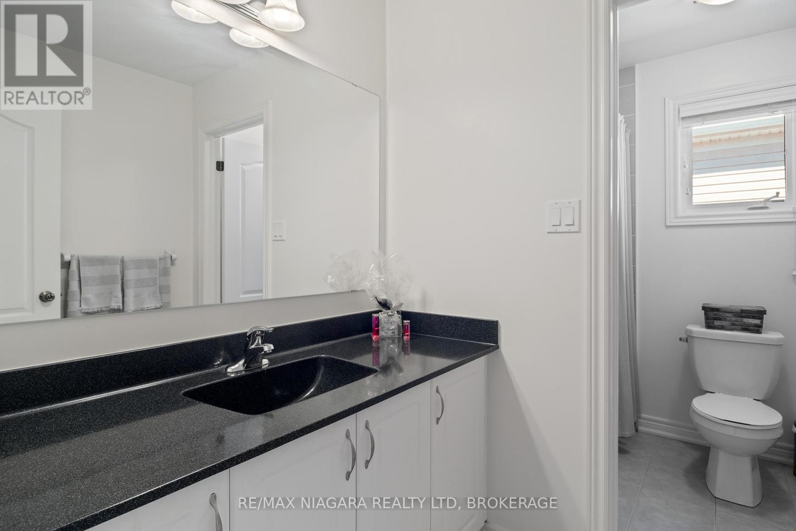 8809 Kudlac Street, Niagara Falls, Ontario  L2H 0C5 - Photo 28 - X12179155