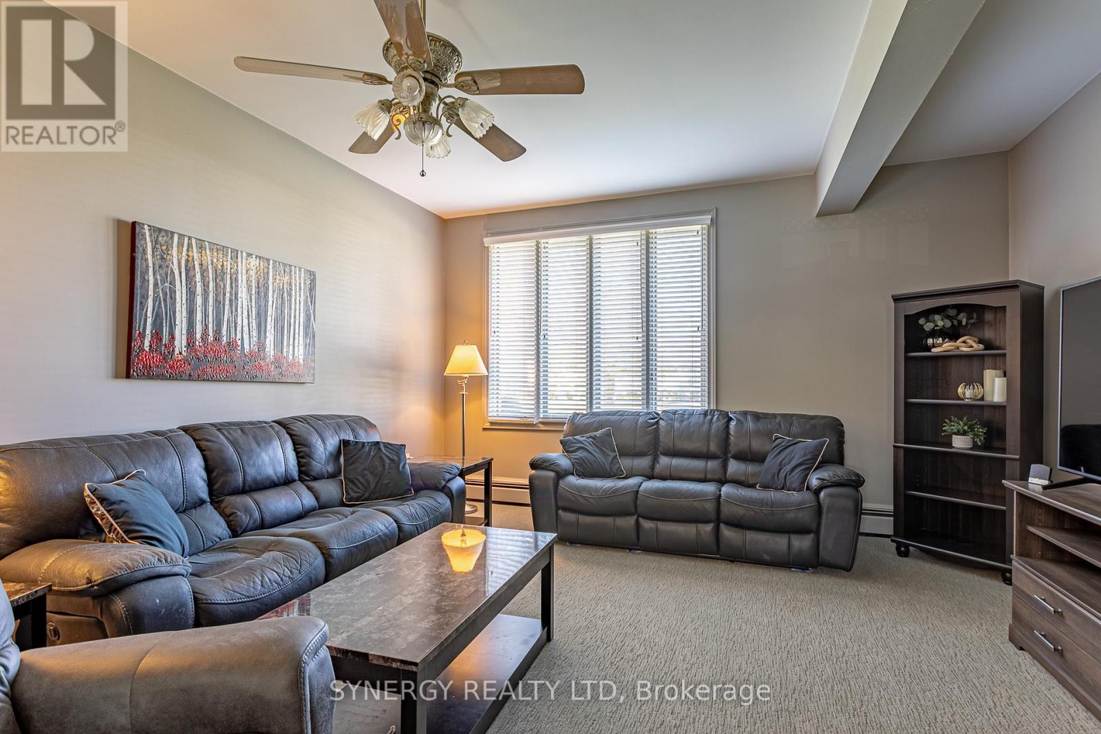 208 Lamore Crescent, Strathroy-Caradoc, Ontario  N7G 2C1 - Photo 18 - X12086518