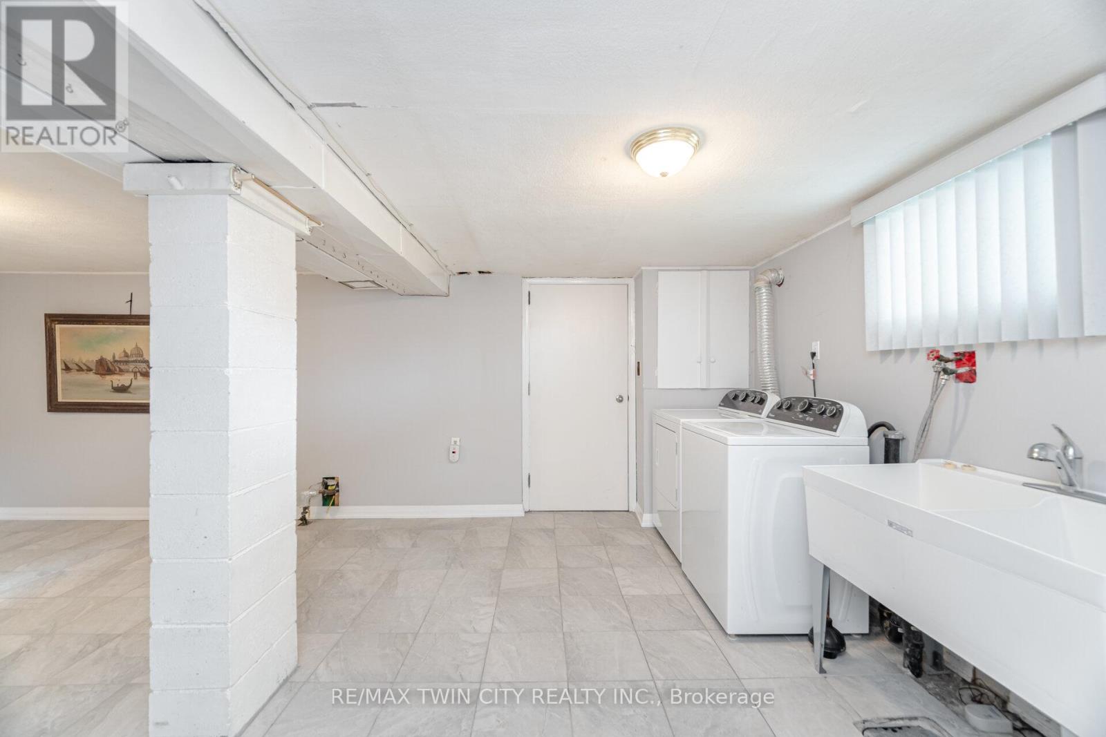 425 Lanor Avenue, Toronto (Alderwood), Ontario  M8W 2R9 - Photo 41 - W12179120