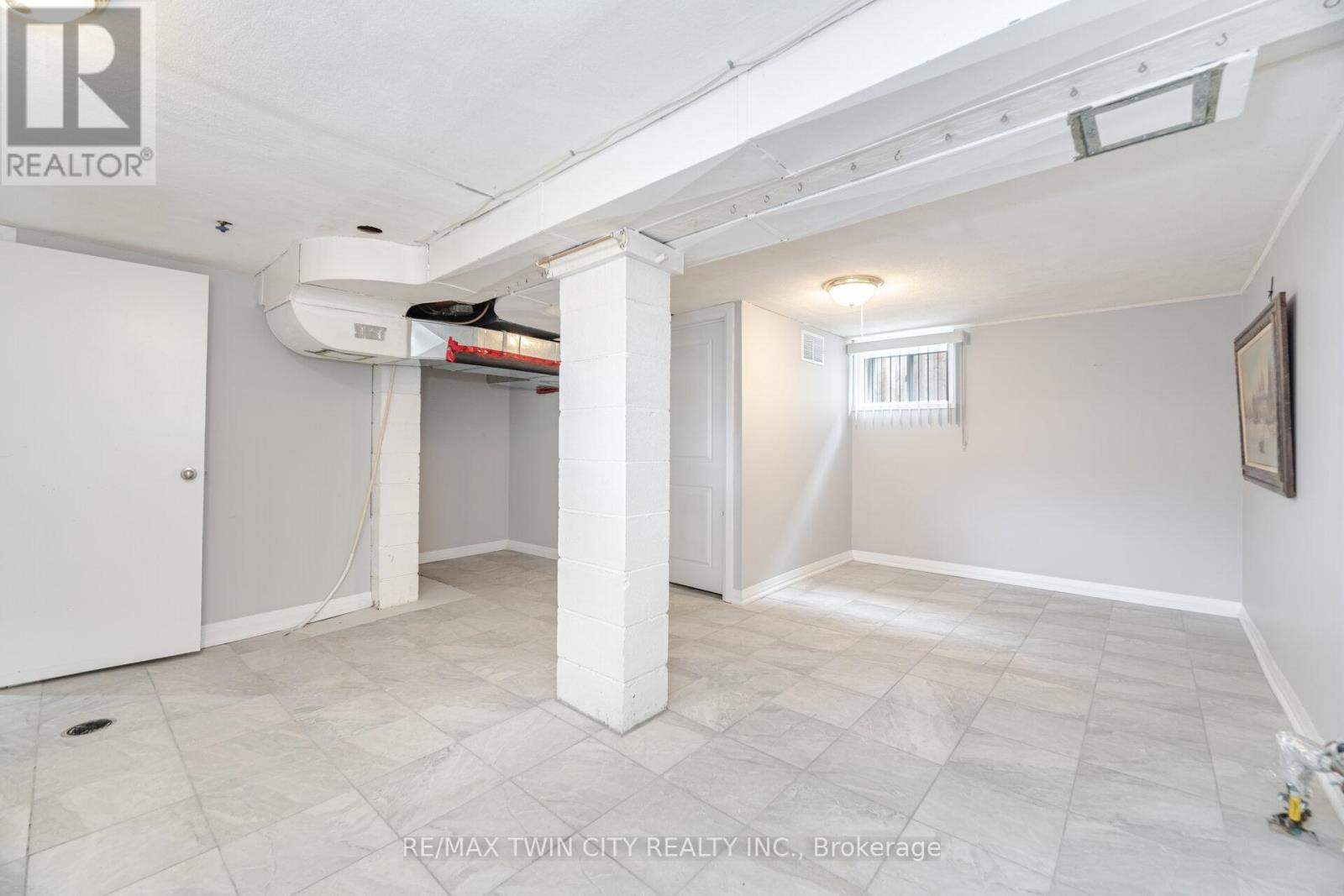 425 Lanor Avenue, Toronto (Alderwood), Ontario  M8W 2R9 - Photo 43 - W12179120