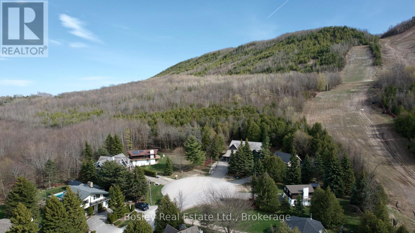 163 Wensley Drive, Blue Mountains, Ontario  N0H 1J0 - Photo 6 - X12179219