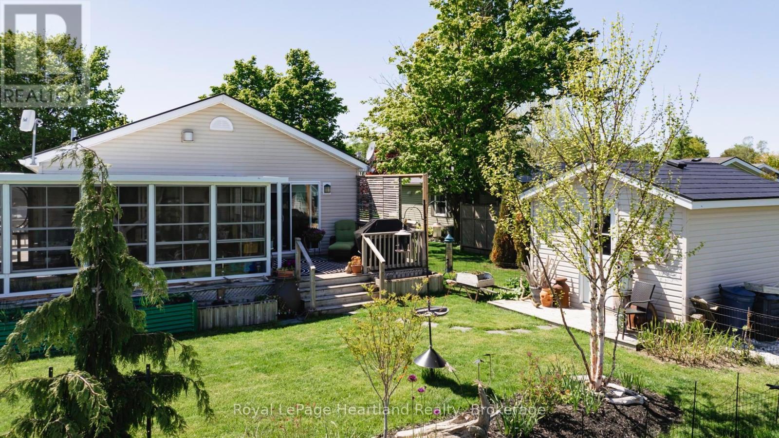 46 Algonquin Lane, Ashfield-Colborne-Wawanosh, Ontario  N7A 3Y2 - Photo 3 - X12179271