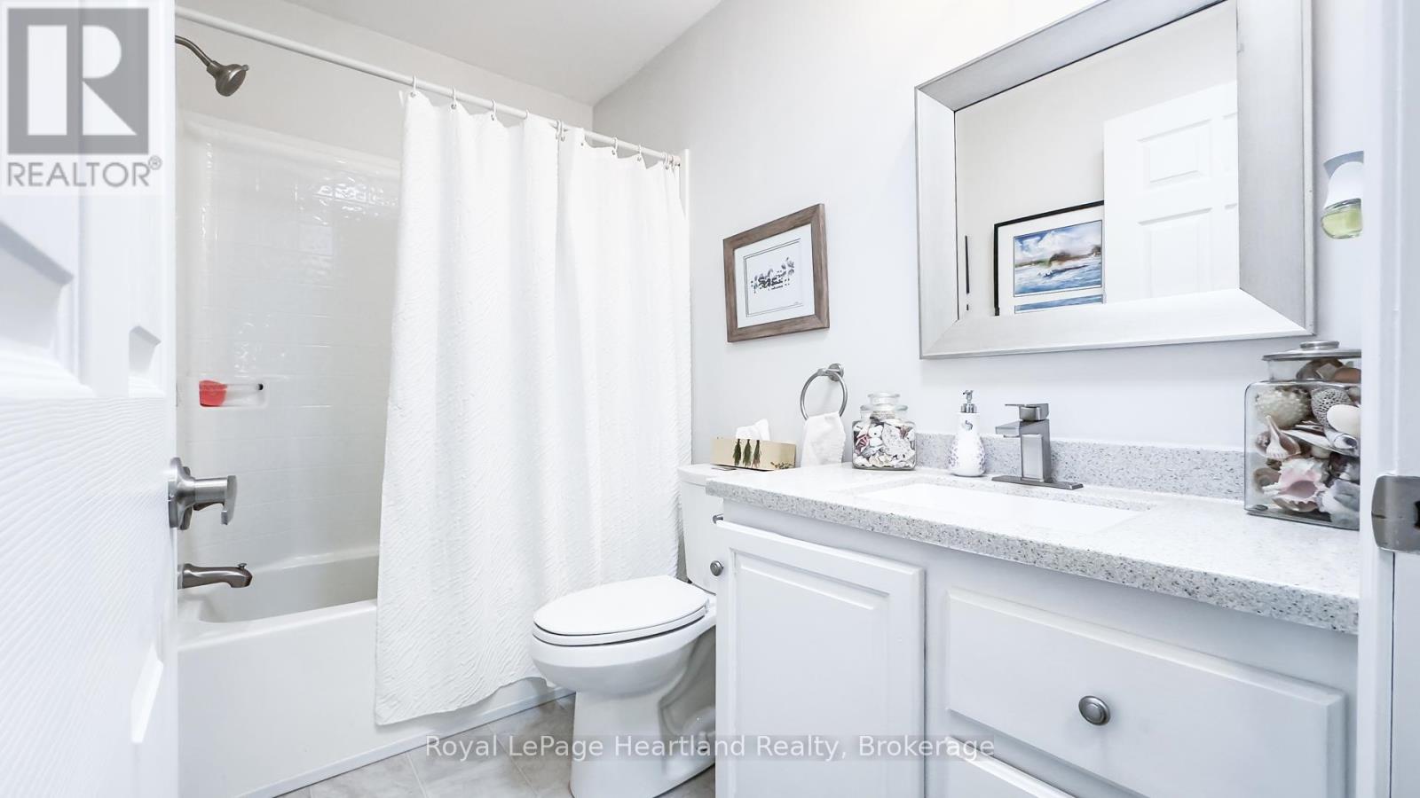 46 Algonquin Lane, Ashfield-Colborne-Wawanosh, Ontario  N7A 3Y2 - Photo 7 - X12179271