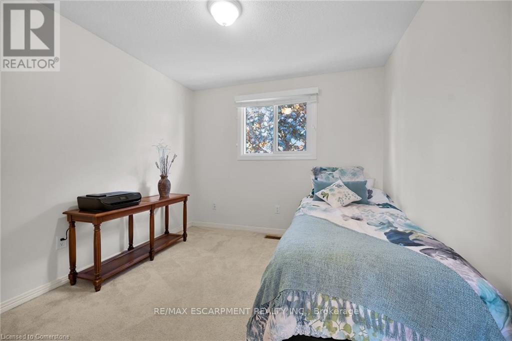 1182 Upper Wentworth Street, Hamilton (Crerar), Ontario  L9A 5G2 - Photo 24 - X12179094