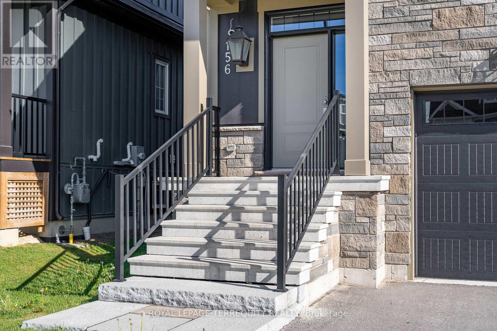 Property at 156 SYCAMORE STREET image 3