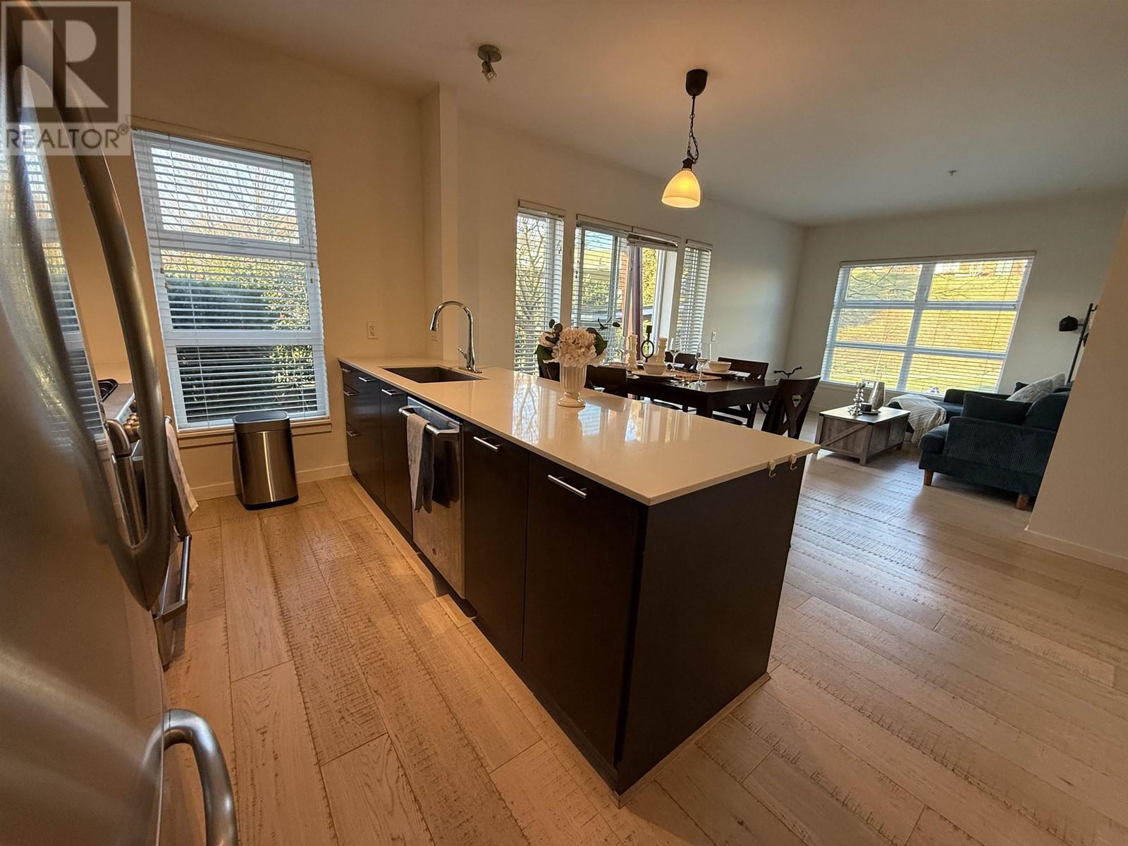 105 245 Brookes Street, New Westminster, British Columbia  V3M 0G5 - Photo 3 - R2999052
