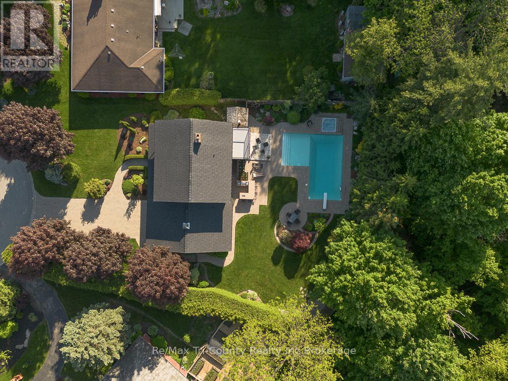 8 Beth Court, Tillsonburg, Ontario  N4G 4N8 - Photo 13 - X12179194