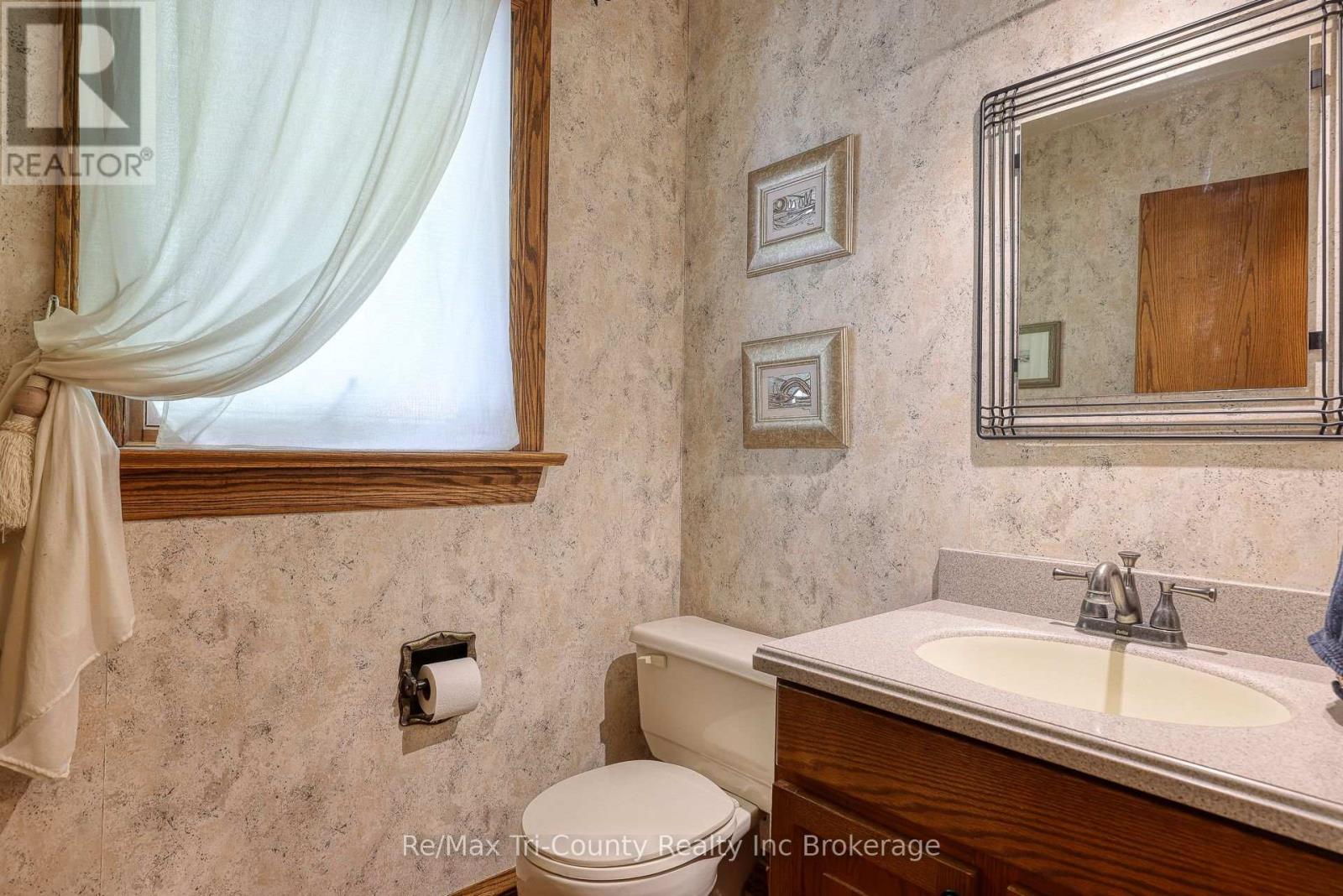 8 Beth Court, Tillsonburg, Ontario  N4G 4N8 - Photo 29 - X12179194