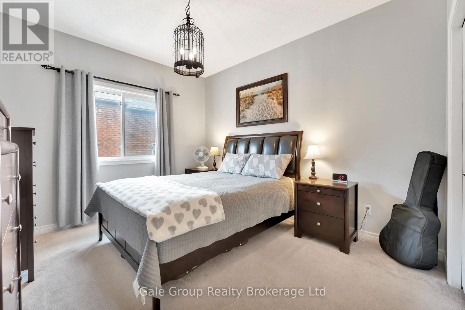 693 Southwood Way, Woodstock, Ontario  N4V 1H5 - Photo 18 - X12179282