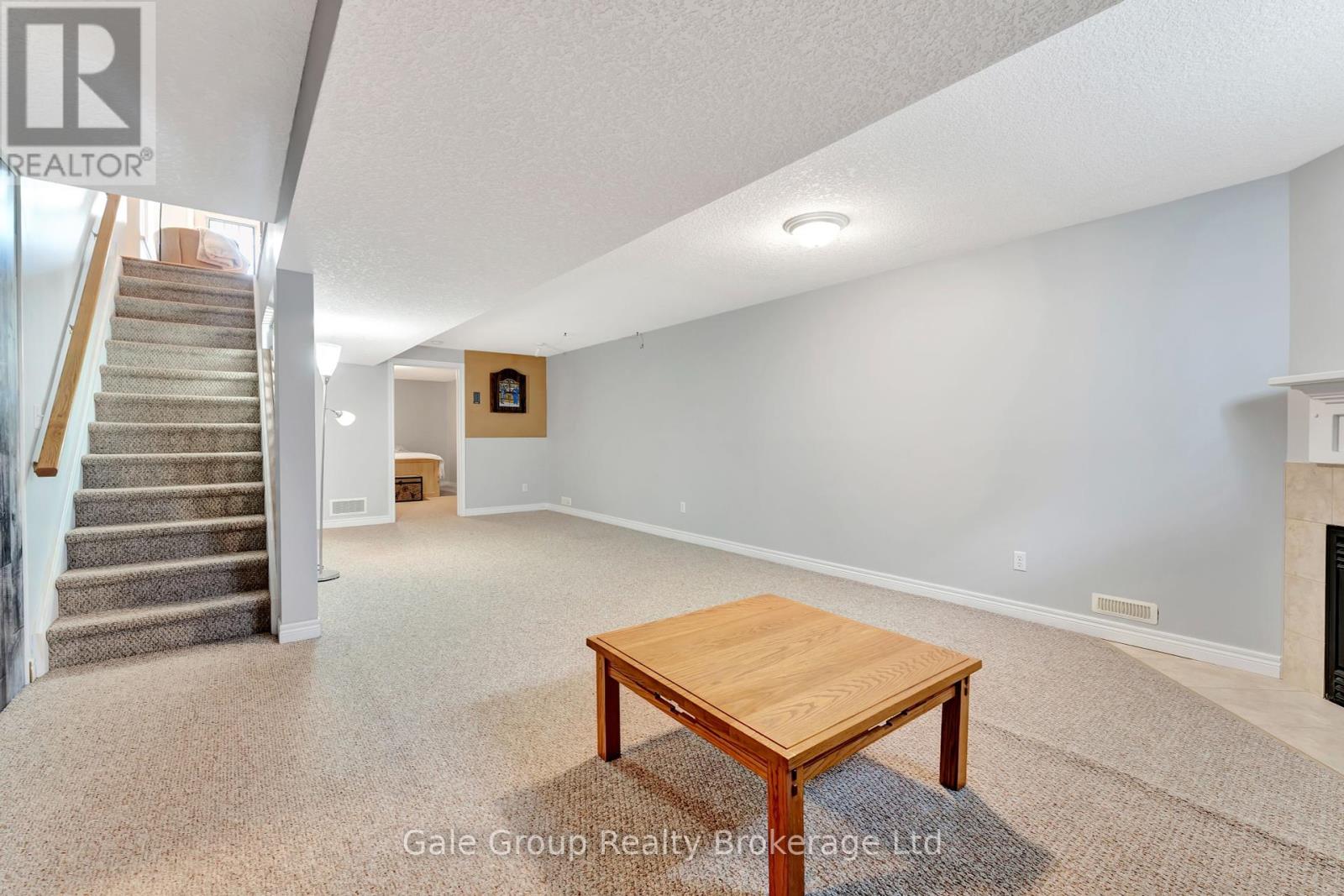 693 Southwood Way, Woodstock, Ontario  N4V 1H5 - Photo 21 - X12179282