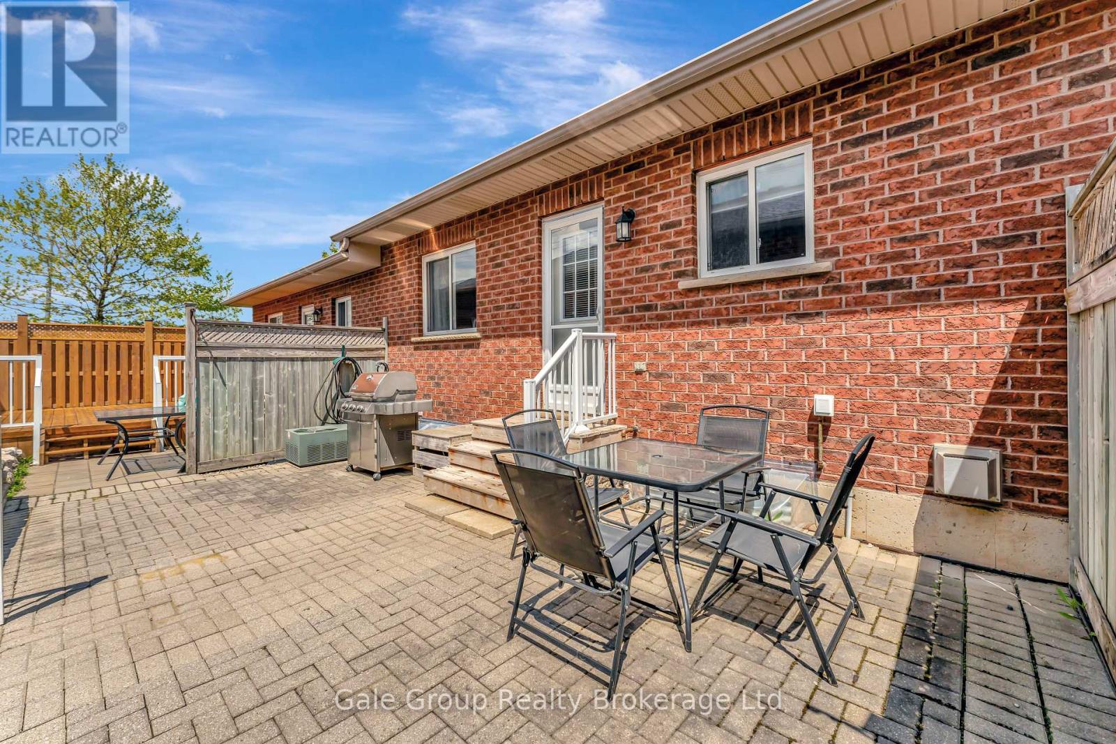 693 Southwood Way, Woodstock, Ontario  N4V 1H5 - Photo 31 - X12179282