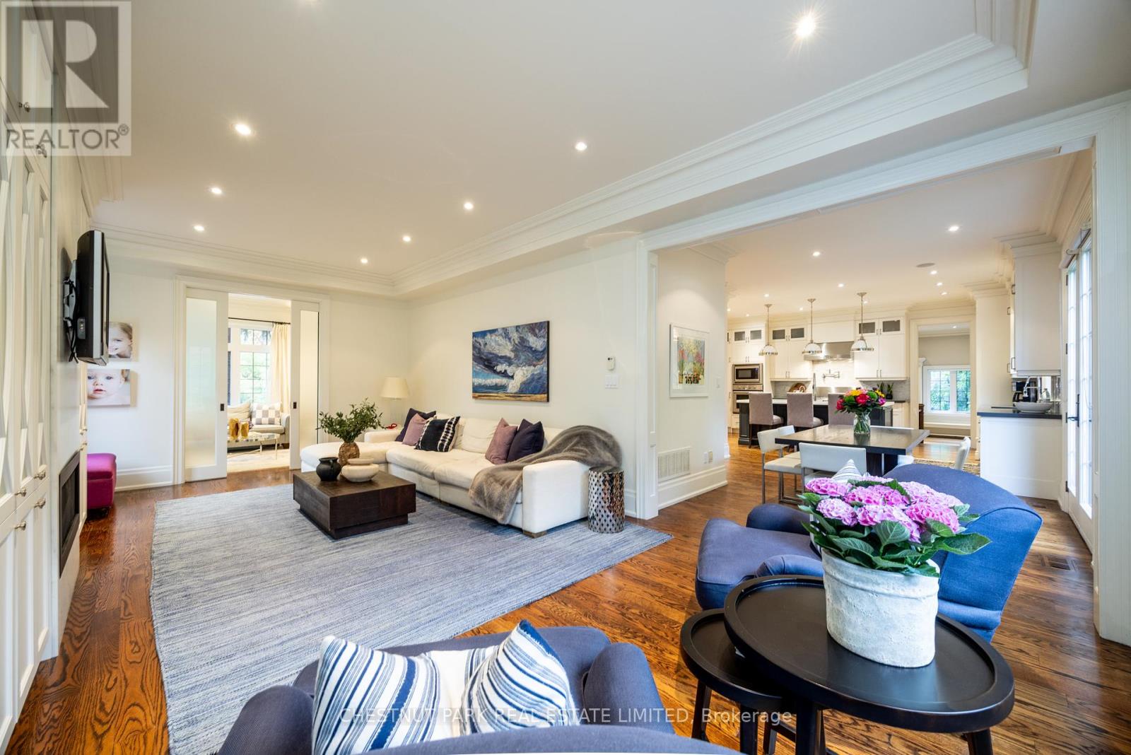102 Mildenhall Road, Toronto (Bridle Path-Sunnybrook-York Mills), Ontario  M4N 3H5 - Photo 11 - C12179200