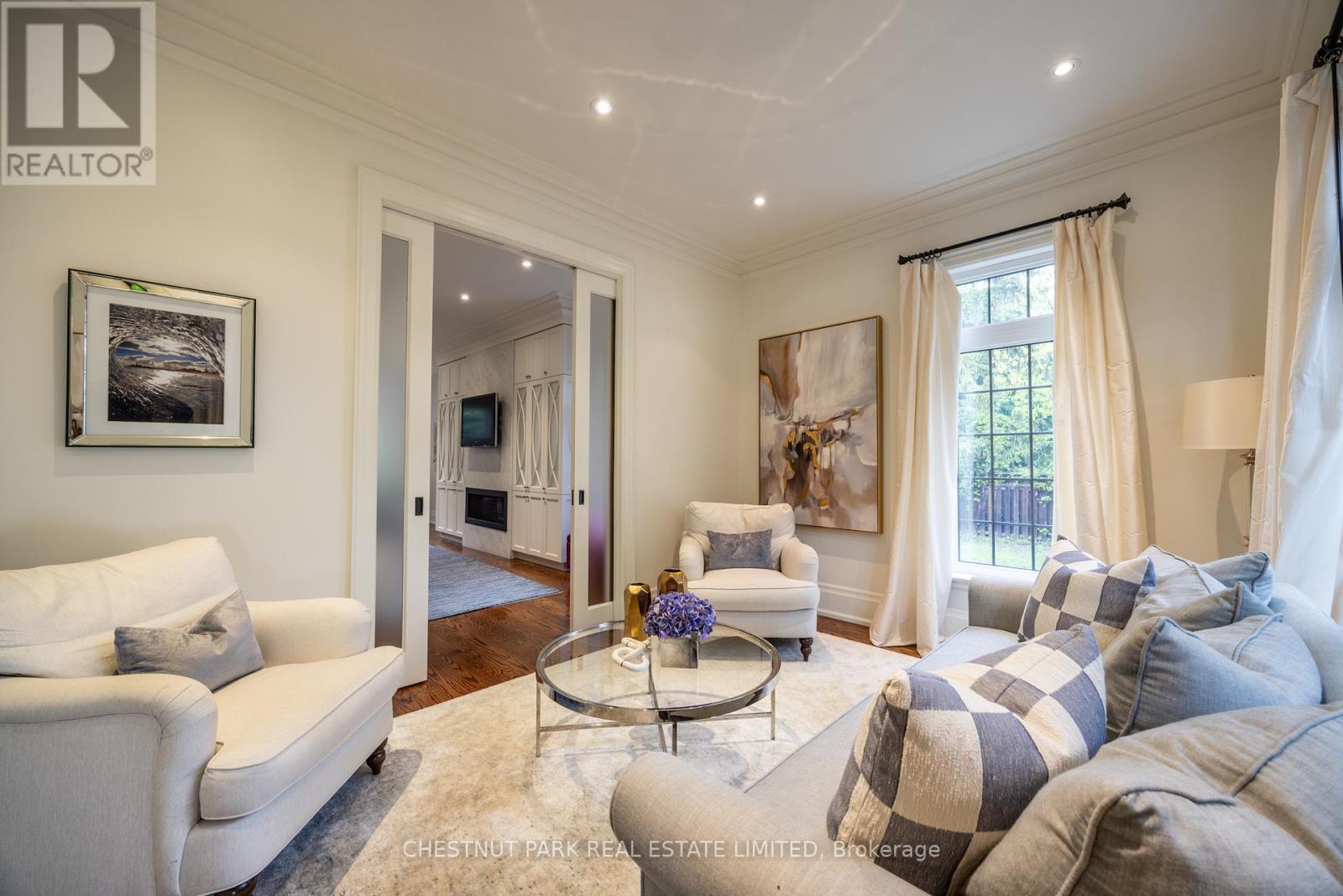 Property at 102 MILDENHALL ROAD image 5