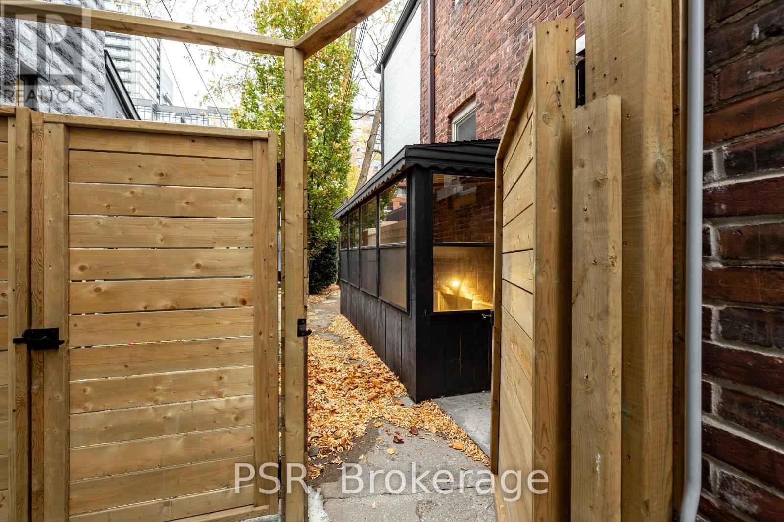 Bsmt - 82 Dovercourt Road, Toronto, Ontario  M6J 3C2 - Photo 3 - C12179287