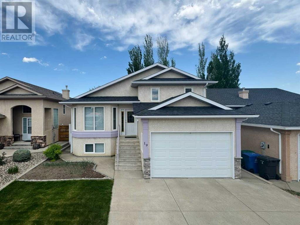Property at 19 Cougar Crescent N image 1