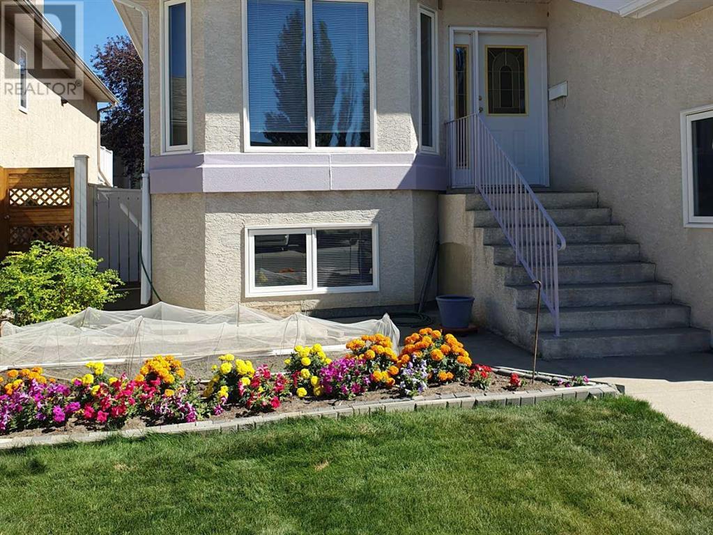 Property at 19 Cougar Crescent N image 4