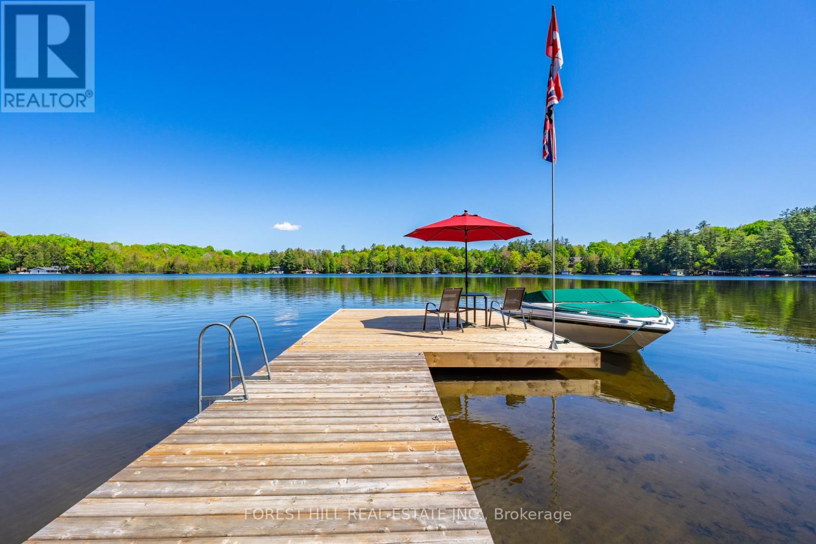 1116 Sagamo Boulevard, Muskoka Lakes, Ontario  P0B 1J0 - Photo 3 - X12153443