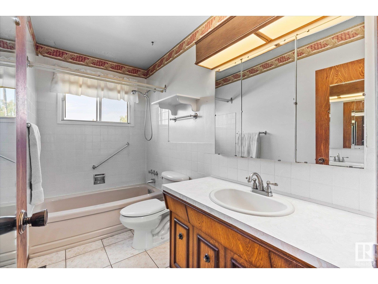 11528 42 Av Nw, Edmonton, Alberta  T6J 0W5 - Photo 19 - E4438903