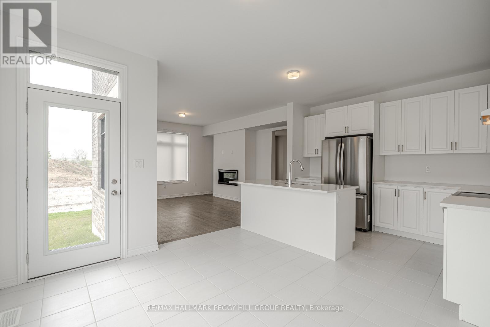 91 Thicketwood Avenue, Barrie, Ontario  L9J 0W8 - Photo 7 - S12179174