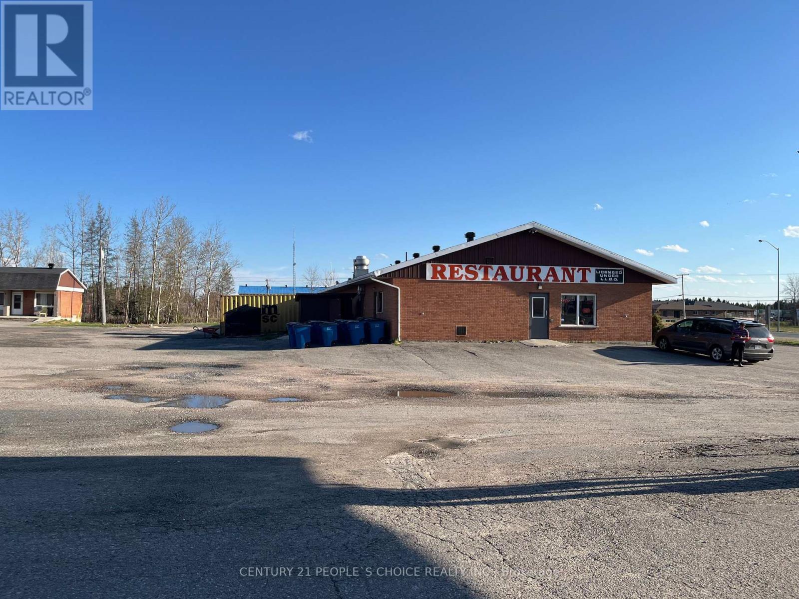 52 Highway 11 S, Cochrane, Ontario  P0L 1C0 - Photo 10 - T12179262