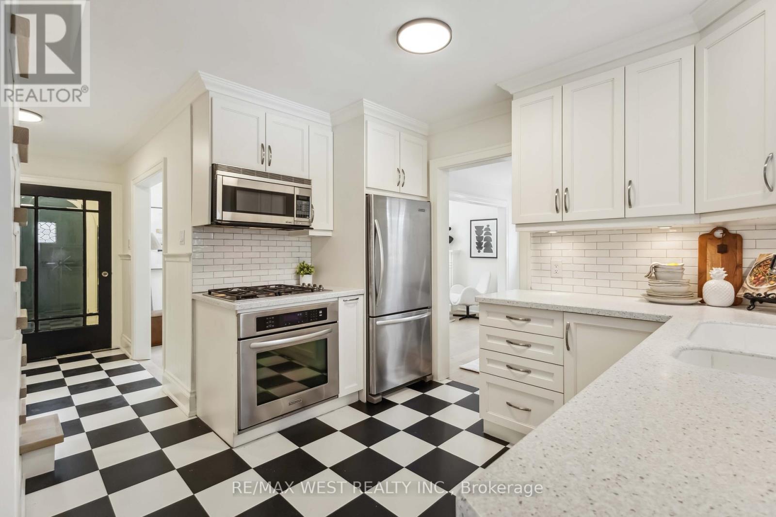 4 Harding Boulevard, Toronto, Ontario  M1N 3C9 - Photo 15 - E12081848