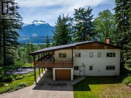 2941 Mcinnes Road, Revelstoke, British Columbia  V0E 2S3 - Photo 3 - 10349346