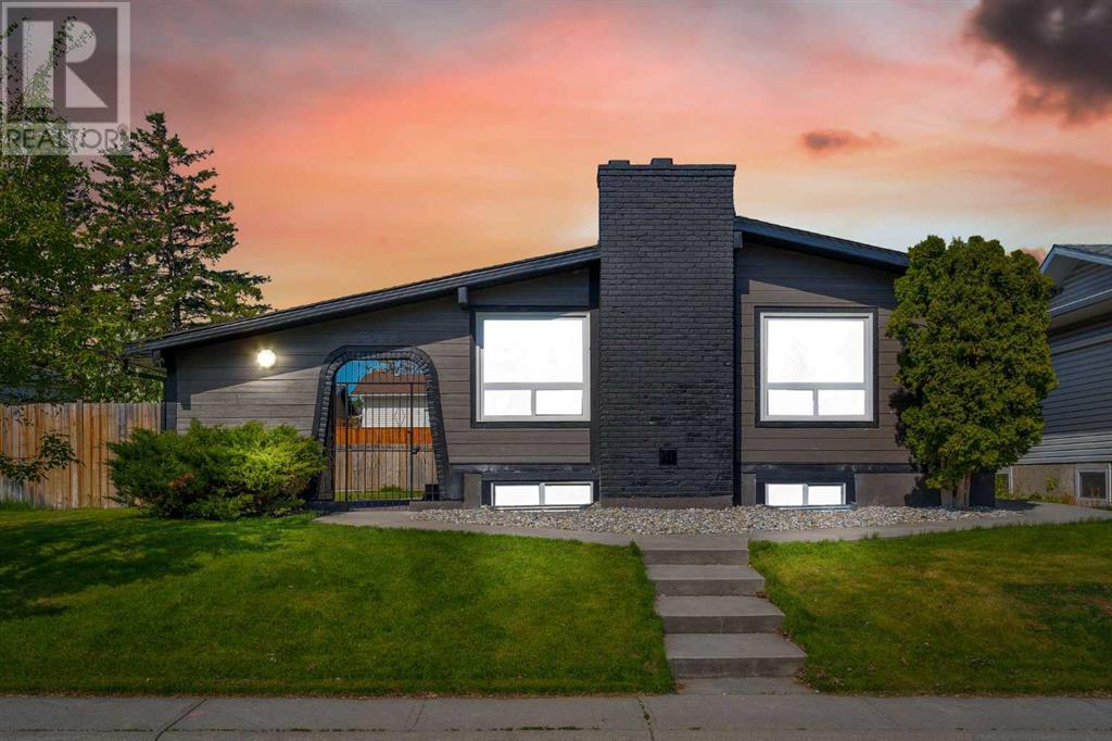 5079 Whitestone Way Ne, Calgary, Alberta  T1Y 1T2 - Photo 1 - A2225271