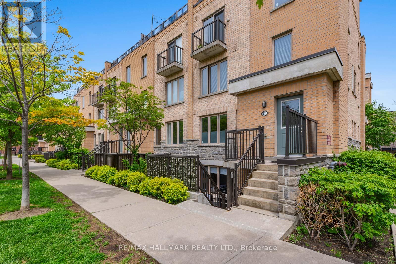 111 - 9 Foundry Avenue, Toronto, Ontario  M6H 0B7 - Photo 1 - W12179169