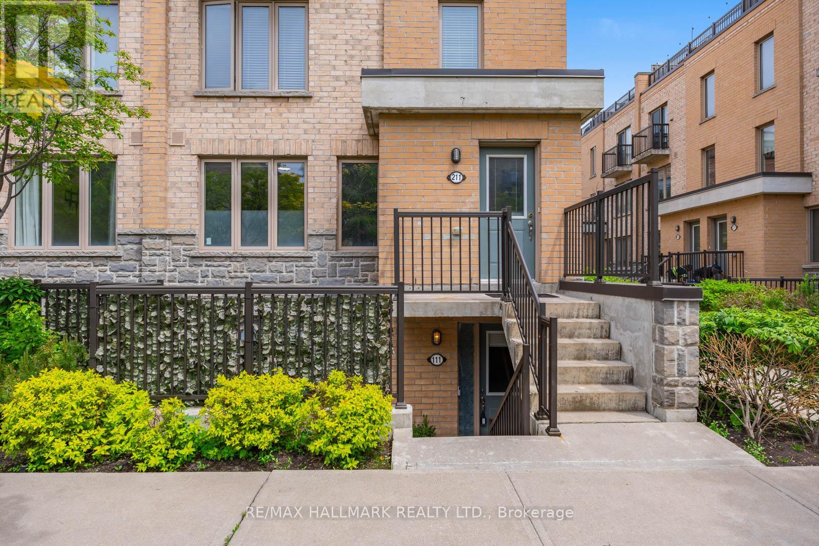 111 - 9 Foundry Avenue, Toronto, Ontario  M6H 0B7 - Photo 2 - W12179169