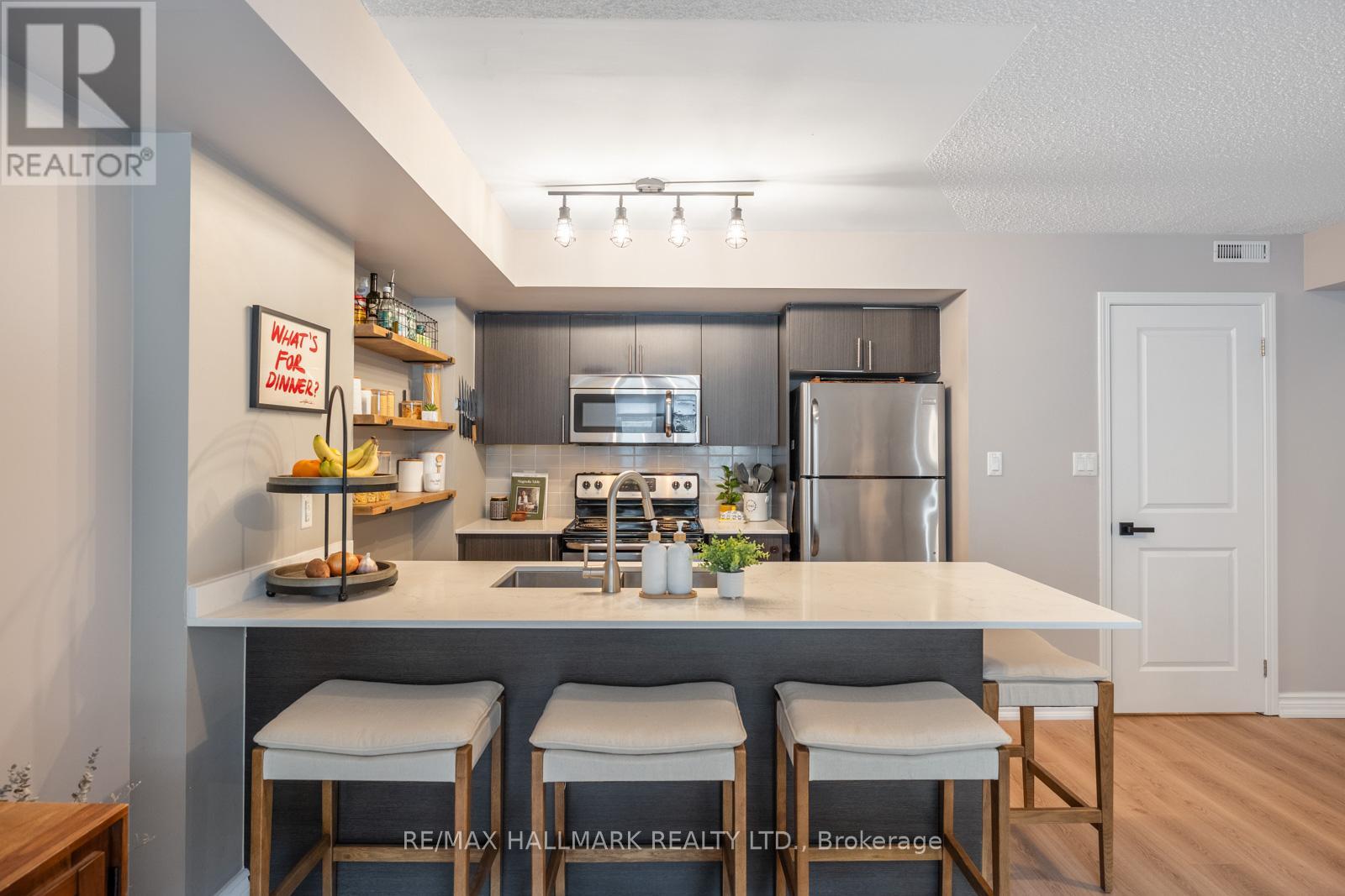 111 - 9 Foundry Avenue, Toronto, Ontario  M6H 0B7 - Photo 8 - W12179169