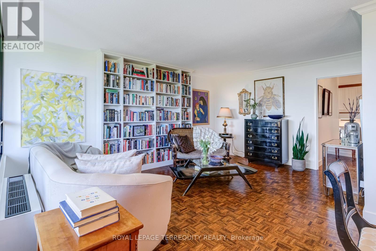C40 - 288 Mill Road, Toronto (Markland Wood), Ontario  M9C 4X7 - Photo 9 - W12179175