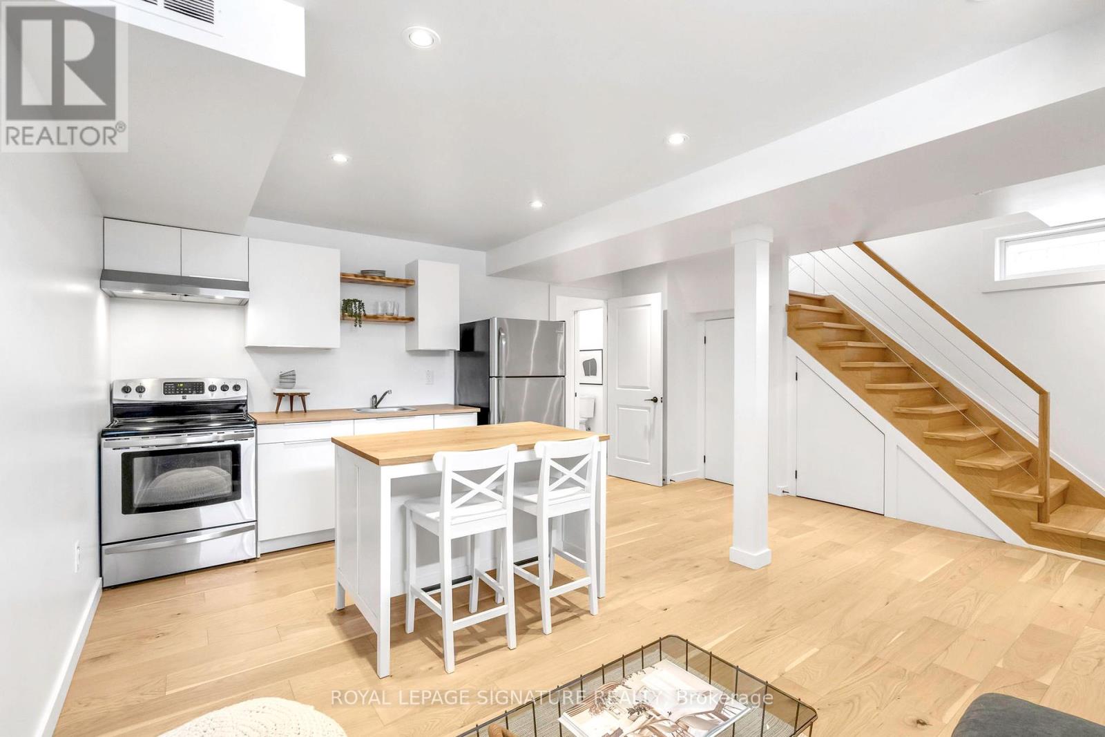 33 Nineteenth Street, Toronto, Ontario  M8V 3L4 - Photo 17 - W12179229