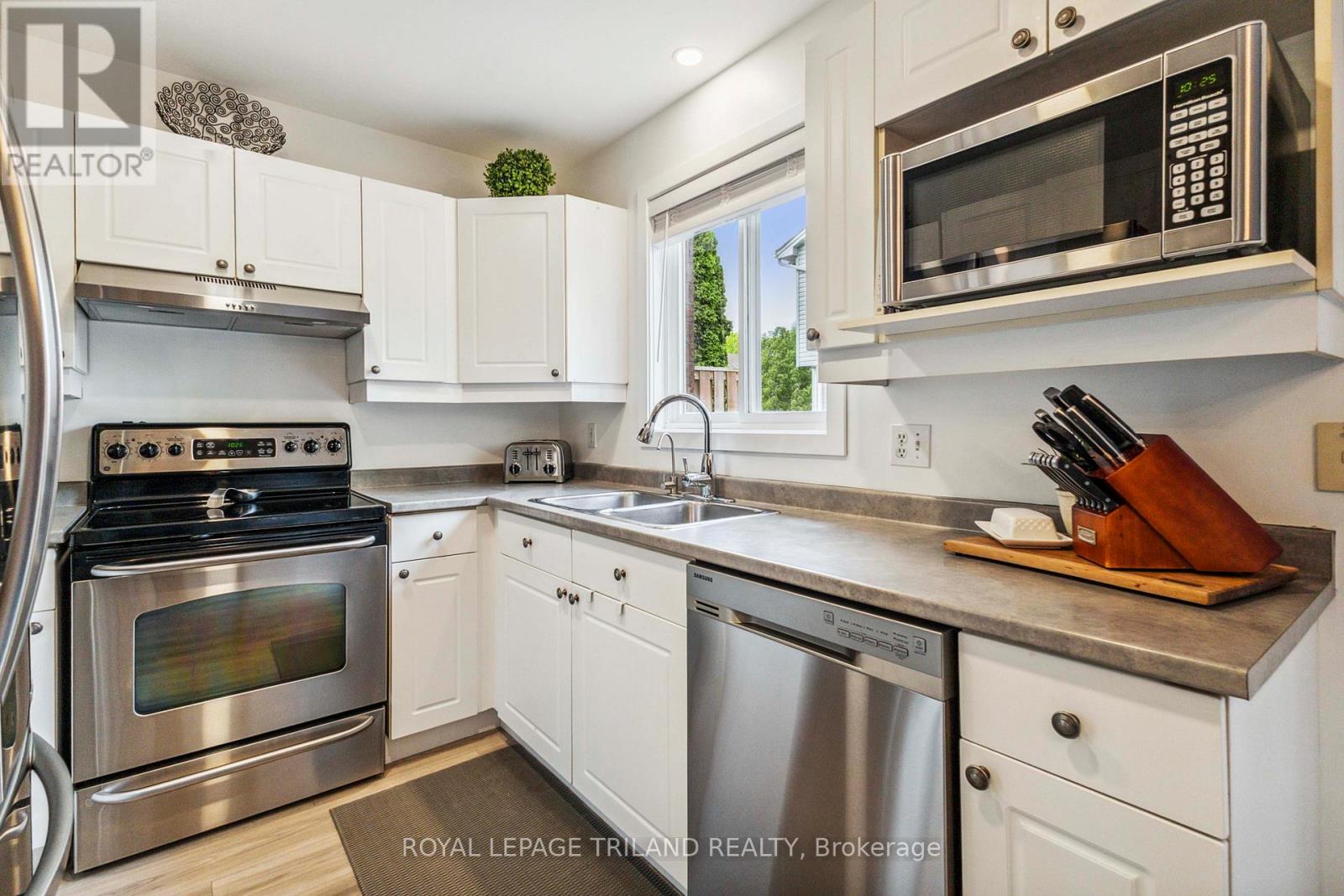 Photo 20 of 45 for 81 - 101 Brookside Street