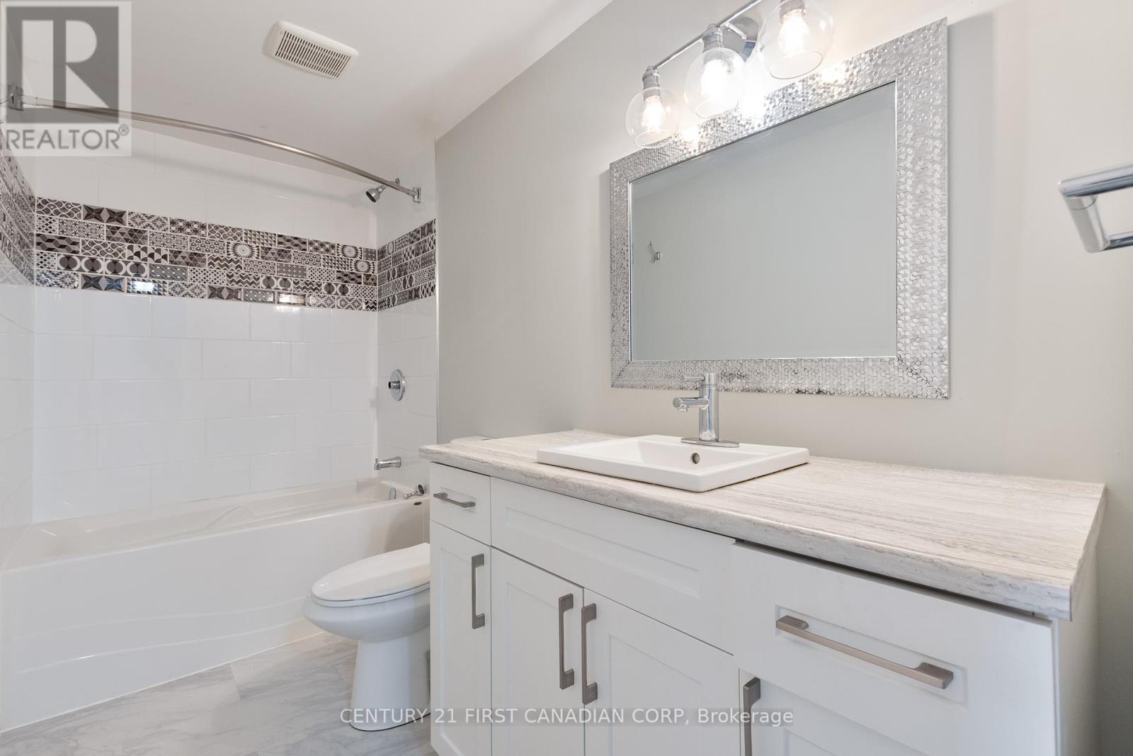 Photo 17 of 23 for 49 - 217 Martinet Avenue