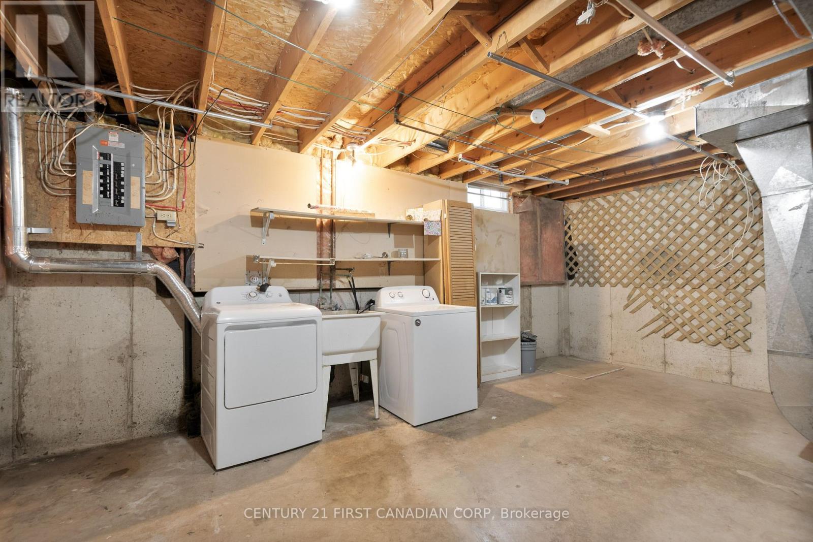 Photo 20 of 23 for 49 - 217 Martinet Avenue