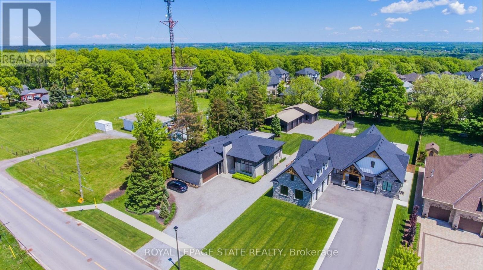 1613g Lookout Street, Pelham (Fonthill), Ontario  L0S 1M0 - Photo 42 - X12179165