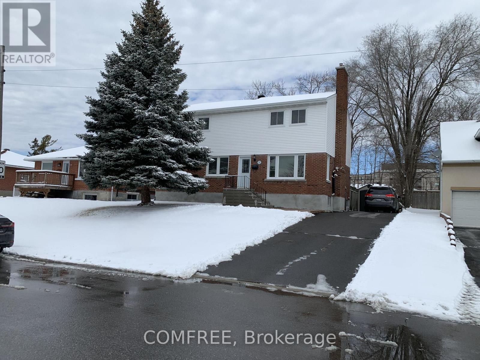 25 Seguin Street, Ottawa, Ontario  K1J 6P4 - Photo 26 - X12179341