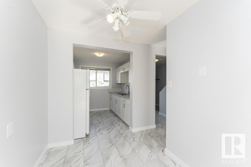 124 Dickinsfield Co Nw, Edmonton, Alberta  T5E 5V8 - Photo 7 - E4438911