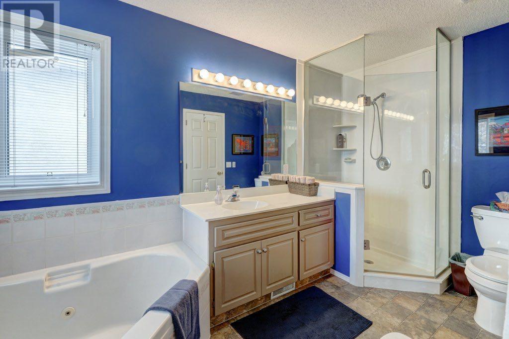 425 32 Avenue Nw, Calgary, Alberta  T2M 4V2 - Photo 16 - A2224611