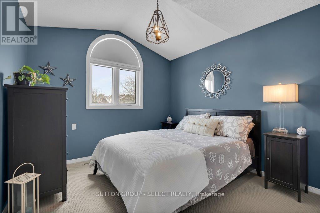 74 Cedarwood Road, London, Ontario  N6H 5E7 - Photo 23 - X12084507