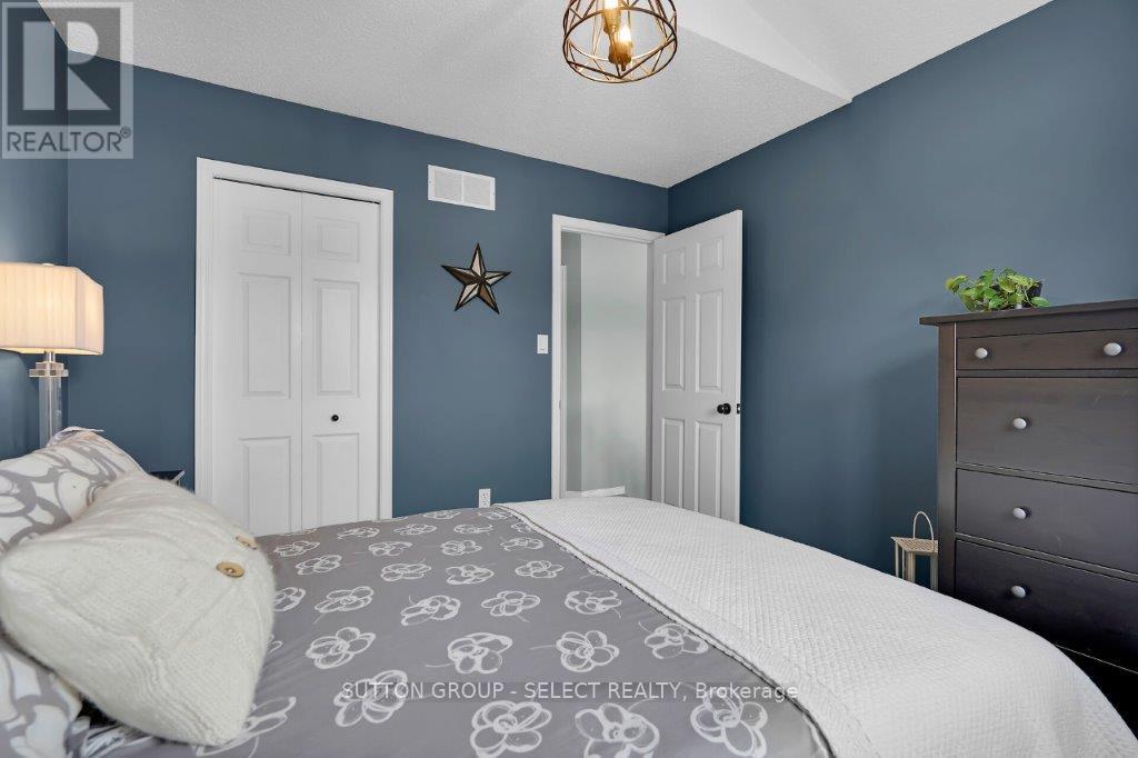 74 Cedarwood Road, London, Ontario  N6H 5E7 - Photo 24 - X12084507