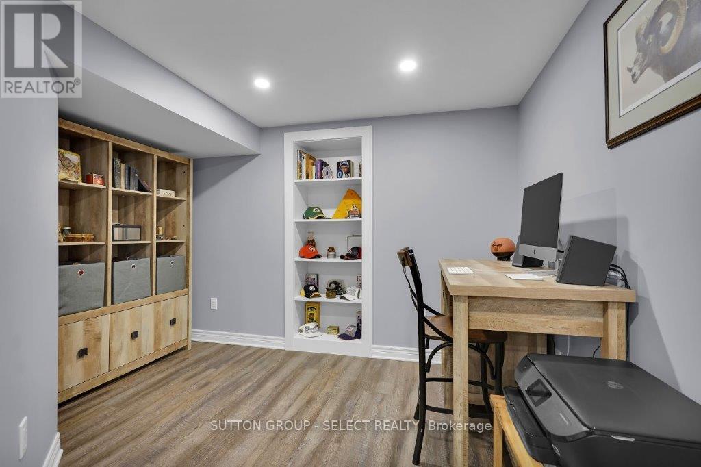 74 Cedarwood Road, London, Ontario  N6H 5E7 - Photo 35 - X12084507
