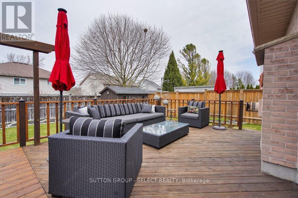 74 Cedarwood Road, London, Ontario  N6H 5E7 - Photo 41 - X12084507