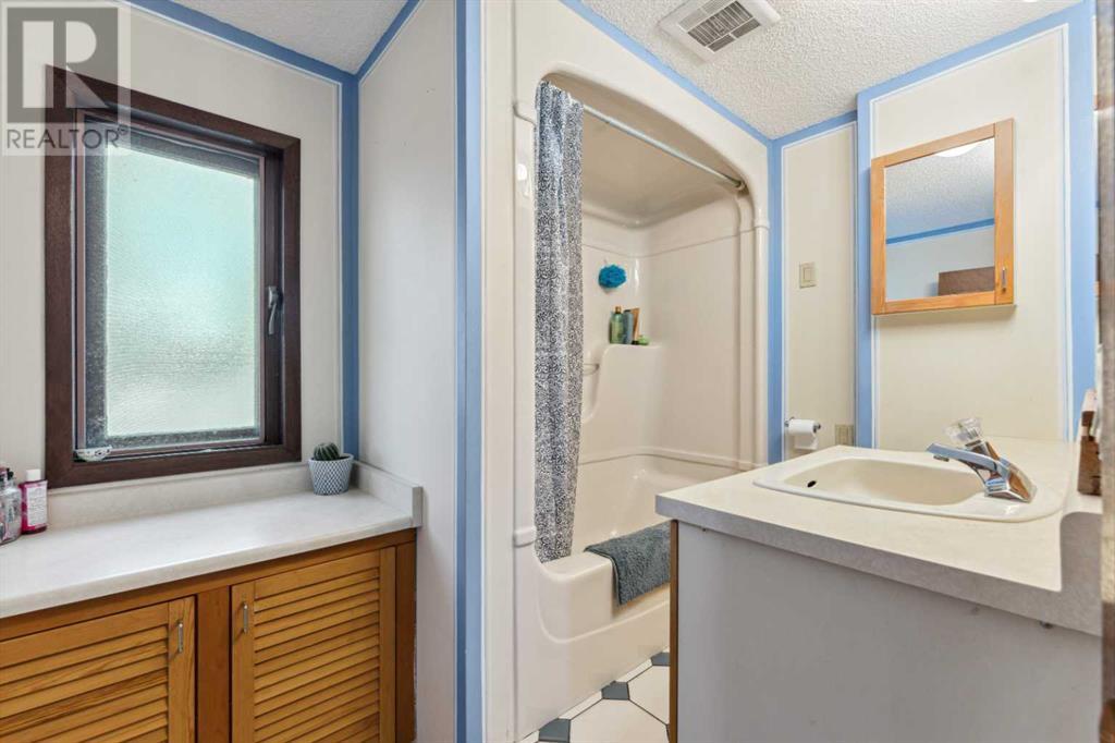 4515 72 Street Nw, Calgary, Alberta  T3B 2L3 - Photo 21 - A2224962
