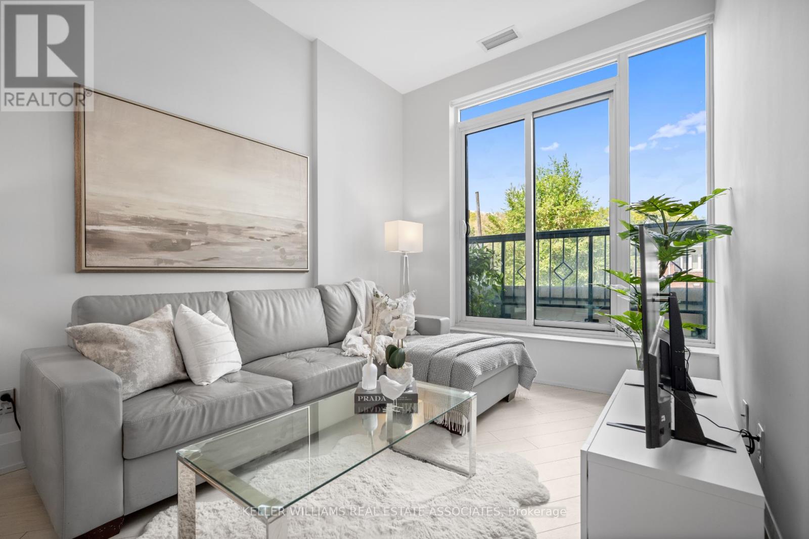103 - 2 Old Mill Drive, Toronto, Ontario  M6S 0A1 - Photo 12 - W12178725